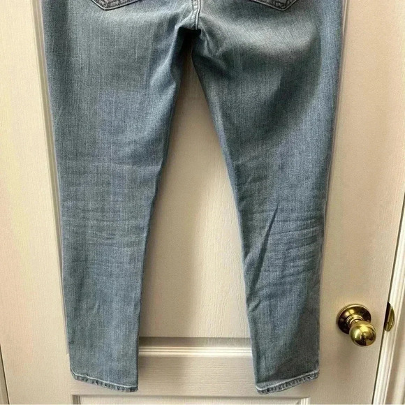 GAP Best Girlfriend Jeans Distressed Ankle Crop Boho Light Wash Blue Denim 25 - Picture 8 of 16